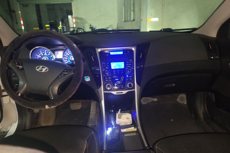 Used Hyundai Sonata 2013 2.0L Automatic Luxury Edition