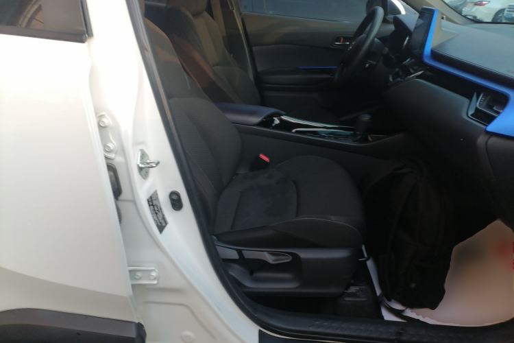 Used Toyota IZOA 2020 2.0L Enjoy Edition