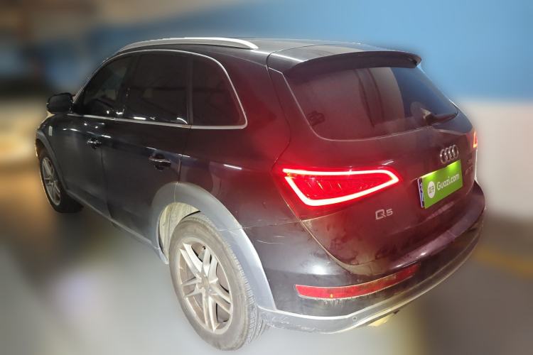 Used Audi Q5 2018 Collector's Edition 40 TFSI Technology Model Rear Left 45 Deg