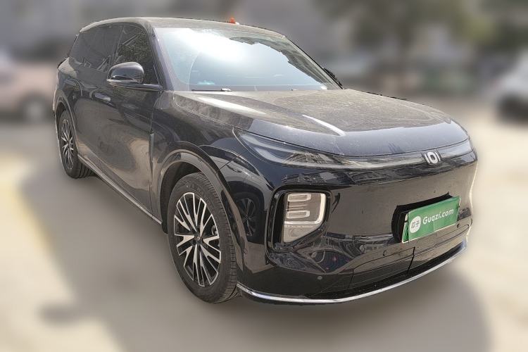 Used CHANGAN NEVO Q07 2025 215 Prestige Edition Front Right 45 Deg