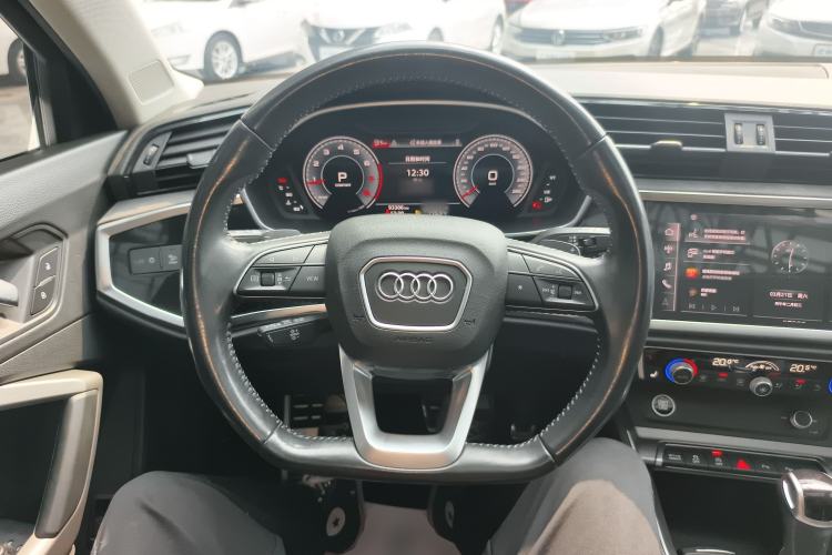 Used Audi Q3 2022 40 TFSI Fashion Dynamic Model
