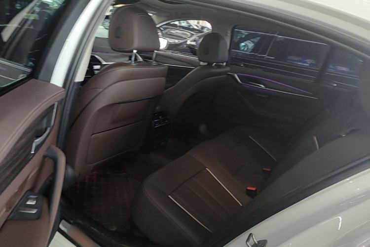 Used BMW 5 Series New Energy 2022 535Le Luxury Package
