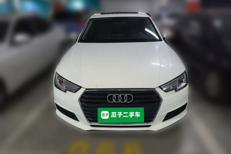 Used Audi A4L 2017 Plus 40 TFSI Ambition Model
