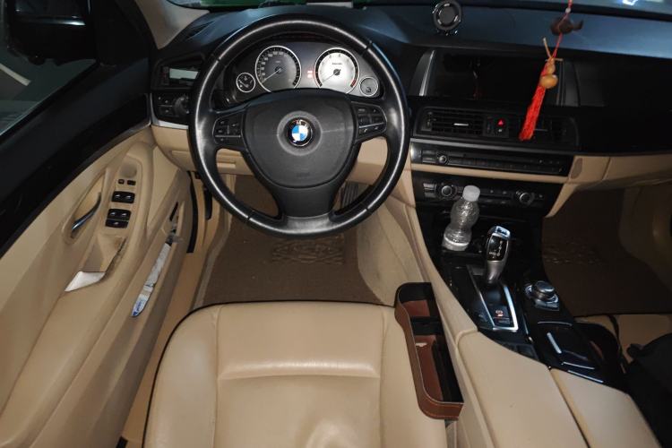 Used BMW 5 Series 2011 523Li Leading Model