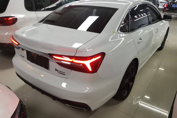 Used Roewe i6 MAX 2020 300TGI Automatic "Swell Cool Smart Drive" Edition