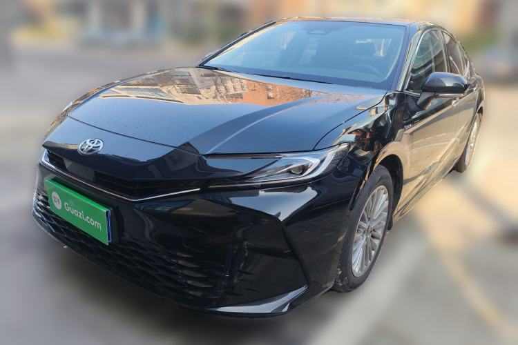 Used Toyota Camry 2024 Dual-Motor 2.0 HGVP Luxury Edition