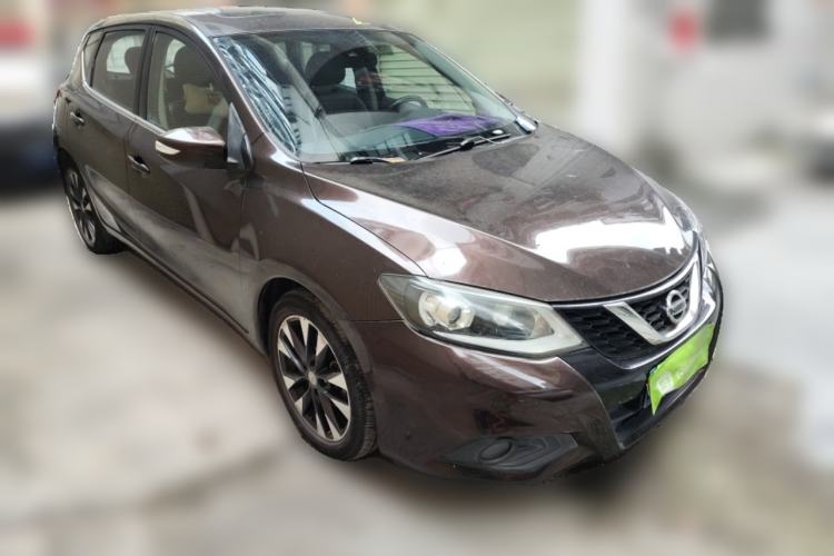 Used Nissan Tiida 2016 1.6L CVT ZhiZun Edition Front Right 45 Deg