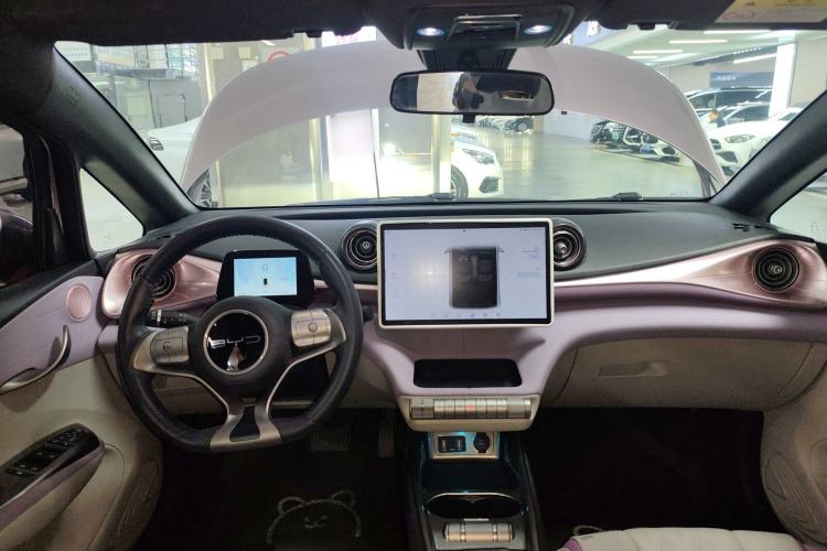 Used BYD Dolphin 2023 420 km Fashion Edition
