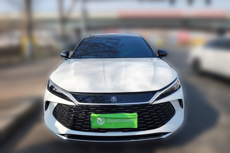 Used BYD Qin L 2025 DM-i Smart Drive 80KM Leading Model