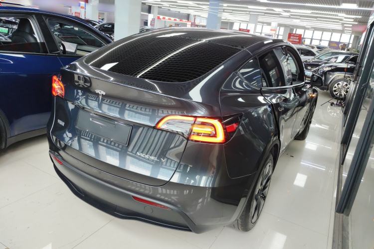 Used Tesla Model Y 2024 Rear-Wheel-Drive Version Rear Right 45 Deg
