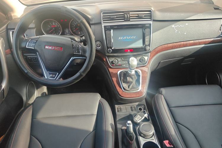 Used Haval H6 2015 Revised Version Sport Edition 1.5T Manual Transmission Two-Wheel Drive Elite Grade