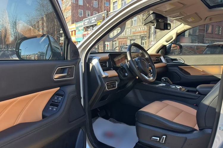 Used Great Wall Poer 2023 2.0T Passenger Version Automatic Diesel 4x4 Sporty GW4D20M
