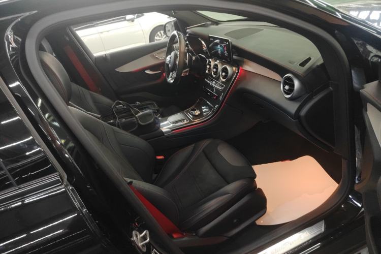 Used Mercedes-Benz GLC Coupe AMG 2020 AMG GLC 43 4MATIC Coupe SUV Right Front Seat