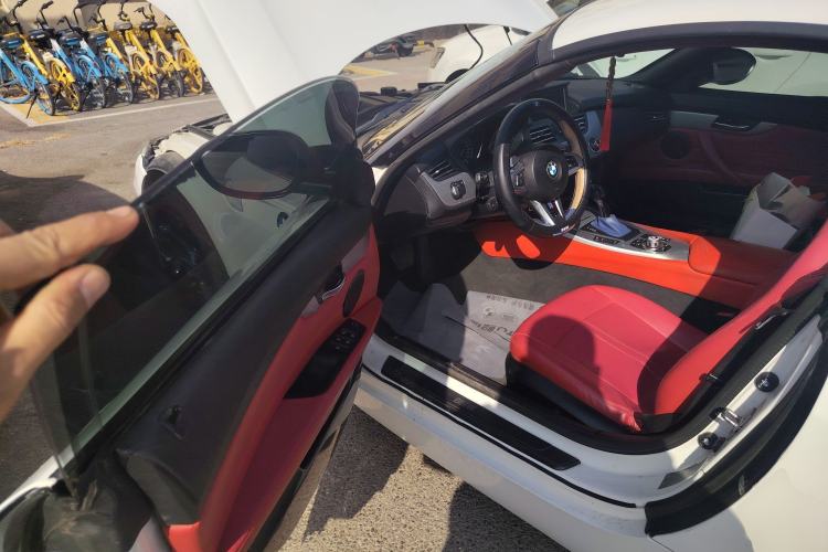 Used BMW Z4 2010 sDrive30i Leading Model