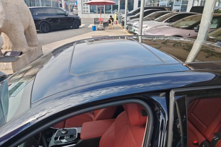 Used BMW i3 2022 eDrive 35 L
