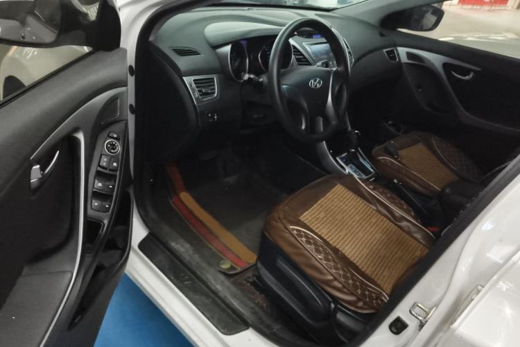 Used Hyundai Elantra (5th Generation / Langdong) 2015 1.6L Automatic Leading Model