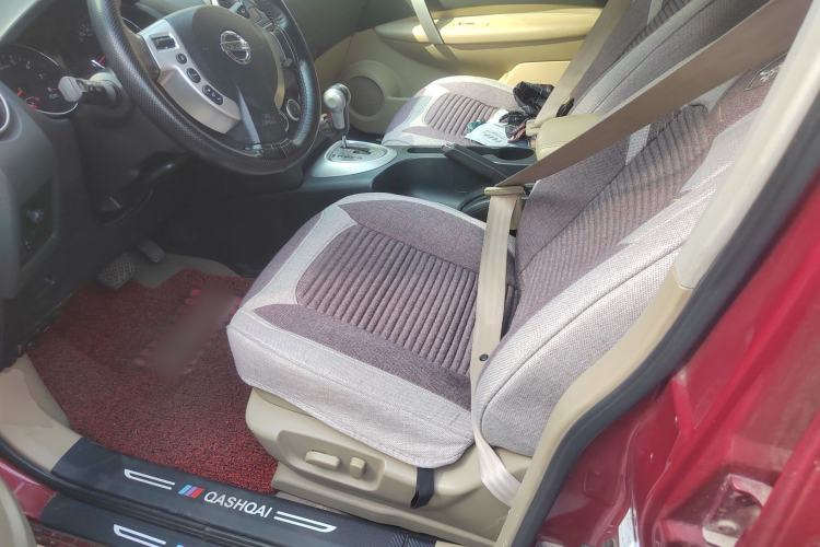 Used Nissan Qashqai 2011 2.0 XV Lea CVT 2WD Left Front Seat