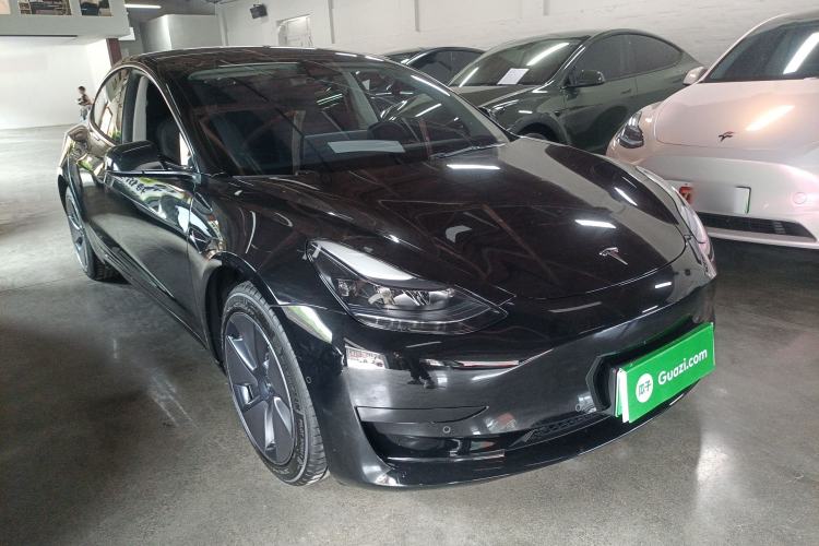 Used Tesla Model 3 2022 Rear-Wheel-Drive Version Front Right 45 Deg