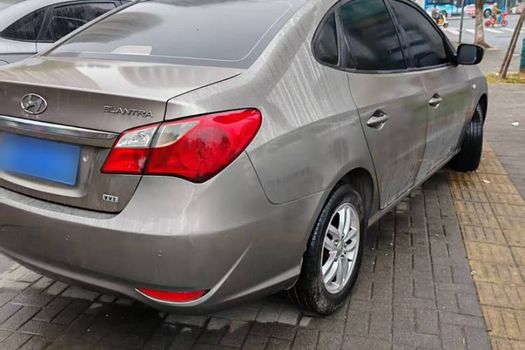 Used Hyundai Celesta 2015 1.6L Automatic Comfort Model
