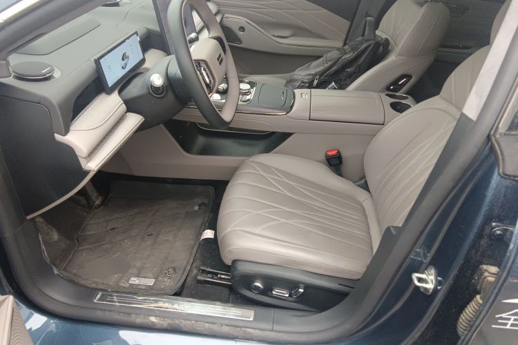 Used Geely Galaxy 8 2025 130km EM-P Starship Edition Left Front Seat