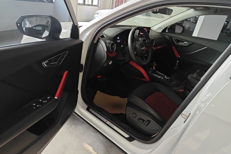 Used Audi Q2L 2018 35 TFSI Fashion Dynamic Version China V Emission Standard
