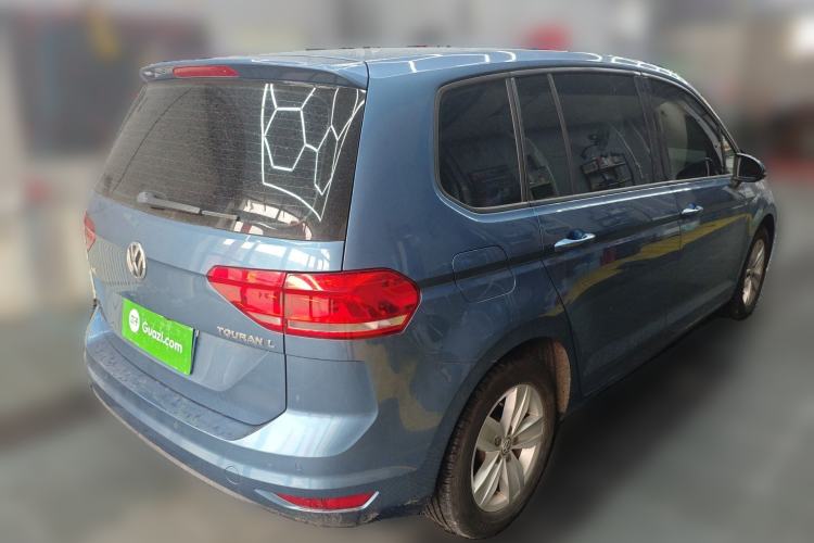 Used Volkswagen Touran 2016 Volkswagen Touran L 280TSI Manual Trend Edition Rear Right 45 Deg