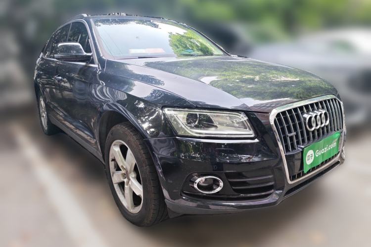 Used Audi Q5 2016 40 TFSI Technology Edition Front Right 45 Deg