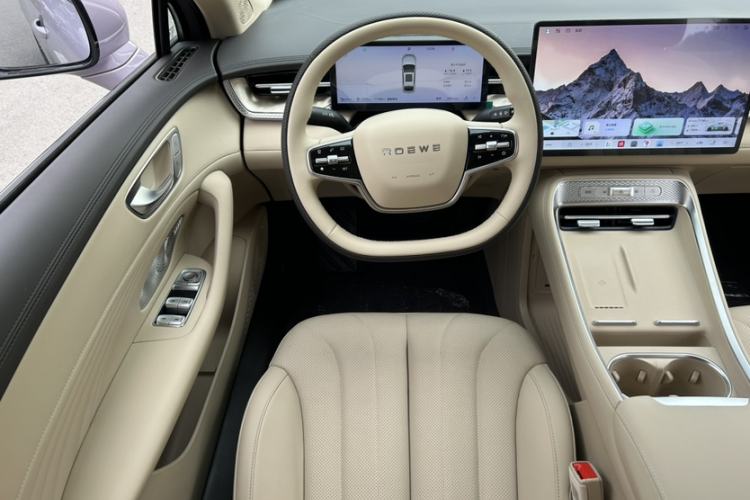 Used Roewe M7 DMH 2025 Model 160km Premium Version
