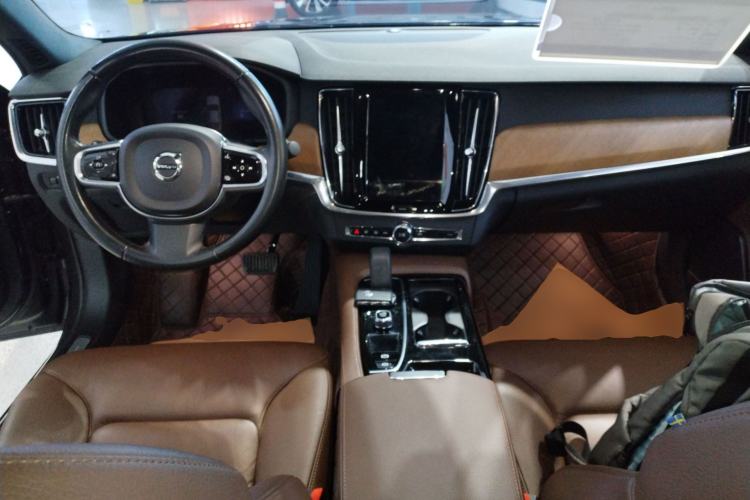 Used Volvo S90 New Energy 2022 Restyled T8 E-Drive Hybrid Zhiyi Luxury Edition