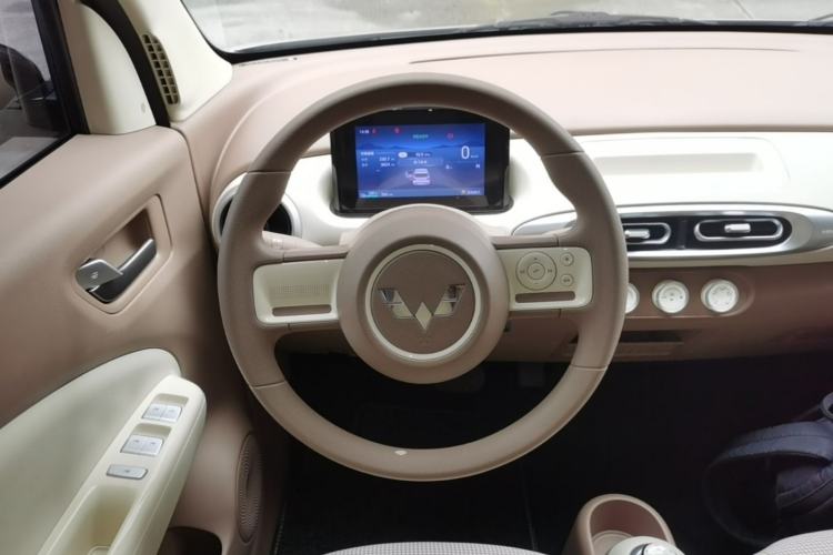Used Wuling Hongguang MINIEV 2025 Four-Door Version Advanced Edition Steering Wheel