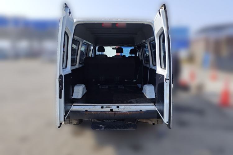 Used JMC Transit 2021 2.8T Space King Taurus Short Wheelbase Mid-Height 6-Seater Diesel Euro VI JX493
