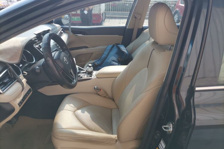 Used Toyota Camry 2018 2.5G Luxury Edition Left Front Seat