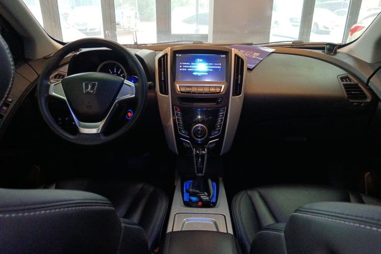 Used Luxgen U6 SUV 2015 1.8T Fashion Edition Center Console
