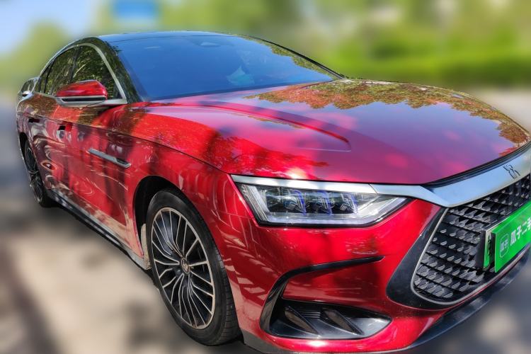 Used BYD Han 2022 DM-i 121KM Luxury Model Front Right 45 Deg