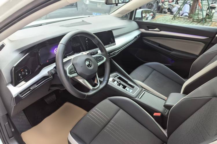 Used Volkswagen Golf 2021 280TSI DSG Pro Interior 2