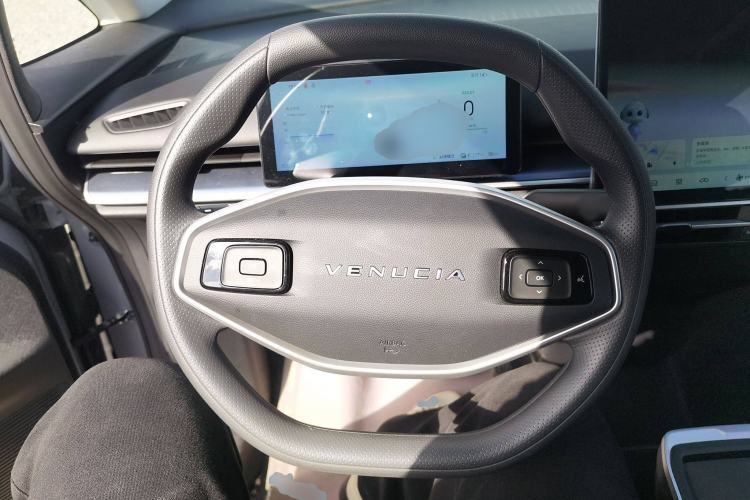 Used Venucia VX6 2024 450 Travel Edition
