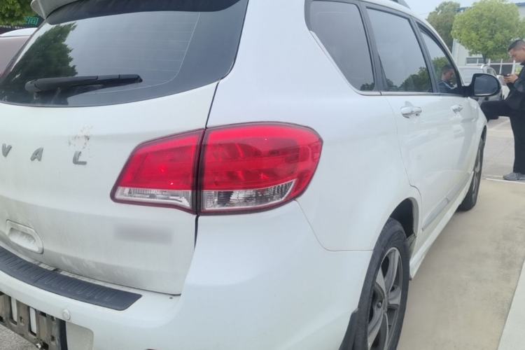 Used Haval H6 2016 Upgraded Model 1.5T Automatic Two-Wheel Drive Elite Version Right Rear Taillight