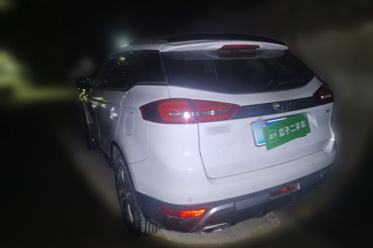 Used Geely Auto Emgrand X7 Sport 2016 2.0L Manual ZhiShang Version