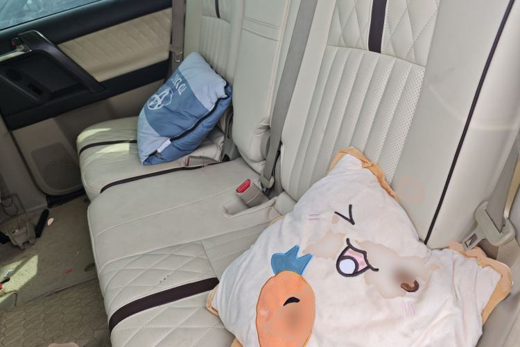 Used Toyota Prado 2010 4.0L Automatic VX
