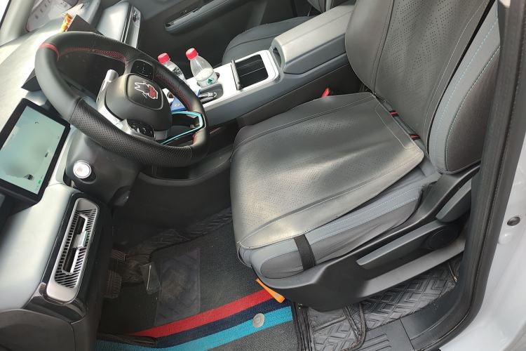 Used AION Y 2023 Younger