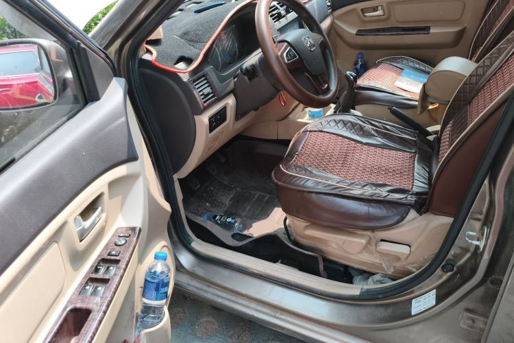 Used BAIC Weiwang M30 2015 1.5L Comfort version DAM15 Driver Seat