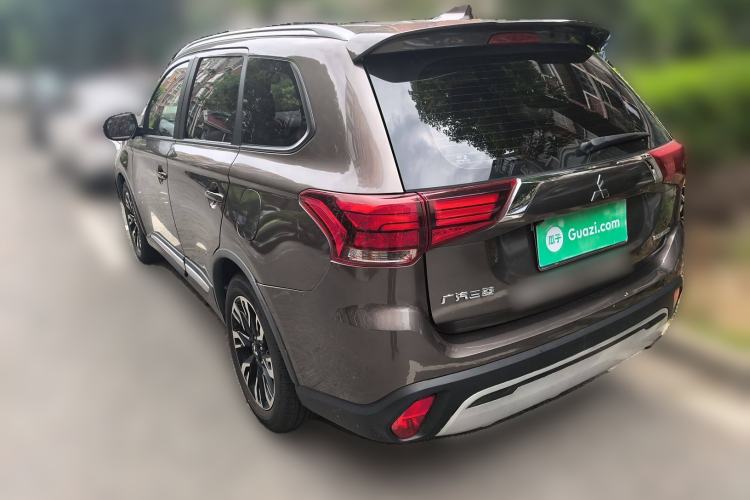 Used Mitsubishi Outlander 2019 2.0L Two-Wheel Drive Comfort Edition 5 Seats China VI Standard
