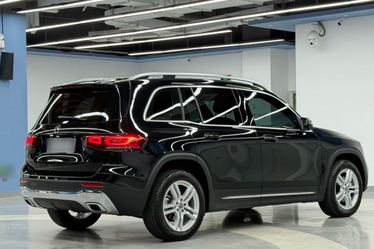 Used Mercedes-Benz GLB 2023 Refreshed GLB 200 Dynamic Edition Exterior 6