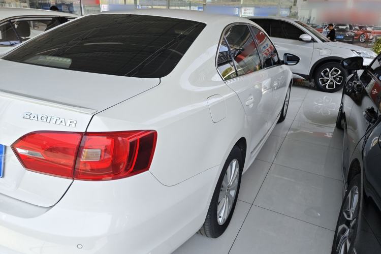 Used Volkswagen Sagitar 2014 Revised Version 1.6L Automatic Comfort Edition