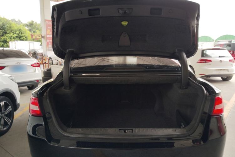 Used Geely Auto Emgrand GT 2015 1.8T Flagship Model Trunk