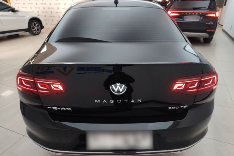 Used Volkswagen Magotan 2026 30 Million Vehicles Selected Model 380TSI DSG Luxury Edition Rear