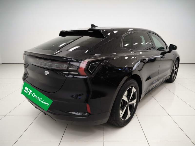 Used Zeekr 001 2023 WE Edition 100 kWh — 6