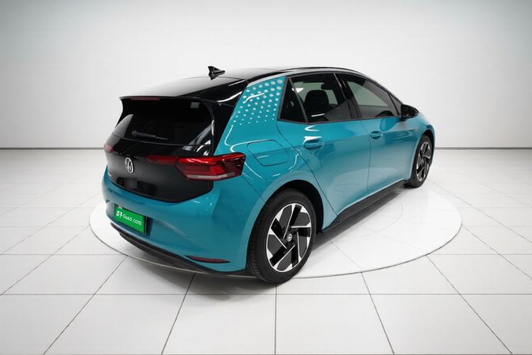 Used Volkswagen ID.3 2023 Pure Smart Edition Rear Right 45 Deg