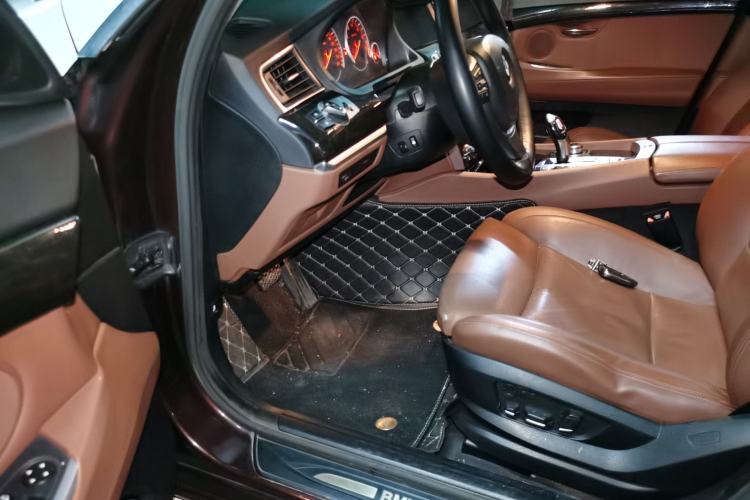 Used BMW 5 Series GT 2011 535i xDrive Luxury Edition
