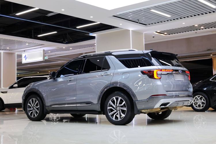 Used Ford Explorer 2023 EcoBoost 285 Four-Wheel Drive Titanium Edition 6 Seats